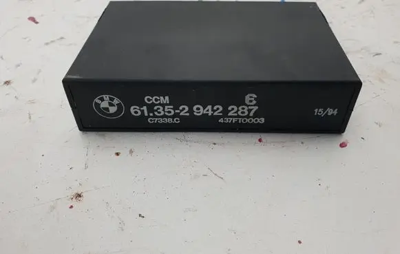 BMW 5 E34 Comfort/convenience module 2942287 61352942287