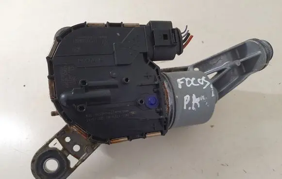 Front wiper linkage and motor