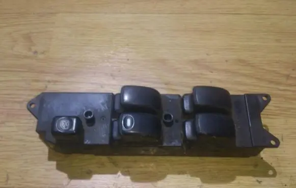 Mitsubishi Galant Electric window control switch MR25815