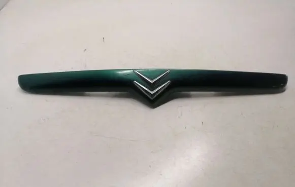 Citroen Xsara Trunk door license plate light bar 9636077077