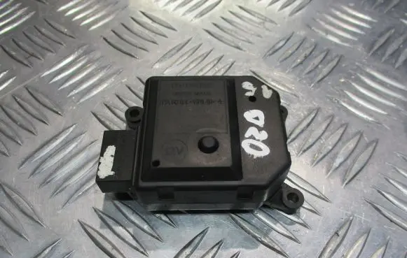 Opel Zafira B Central body control module 309368000C