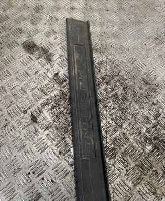 Ford Mustang VI Front sill trim cover FR3B6313222
