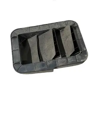 Toyota Verso Quarter panel pressure vent 