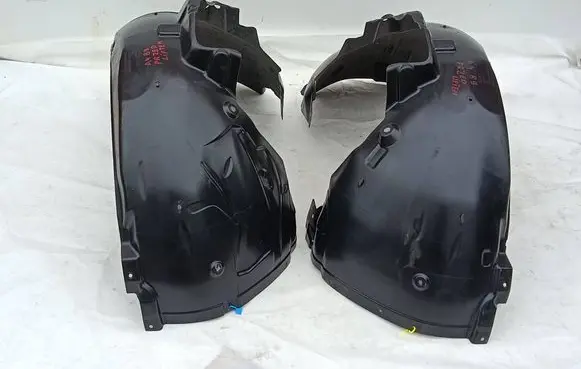 Audi A4 S4 B9 8W Front wheel arch liner splash guards 8W0821172A 8W0821171A