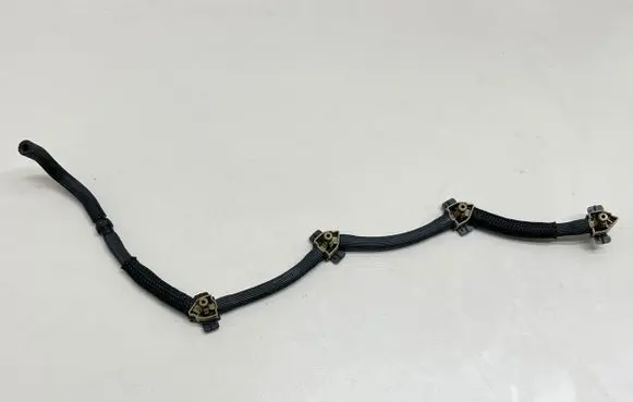Volkswagen Touran III Fuel return line/hose 
