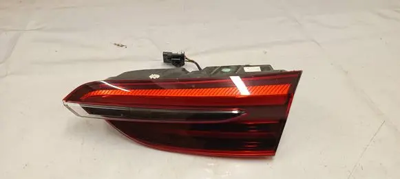 Maserati Grecale Tailgate rear/tail lights 670296351