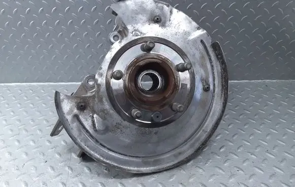Land Rover Defender Rear wheel hub L8B25A971AD L8B21109AA HPLA2K317AB
