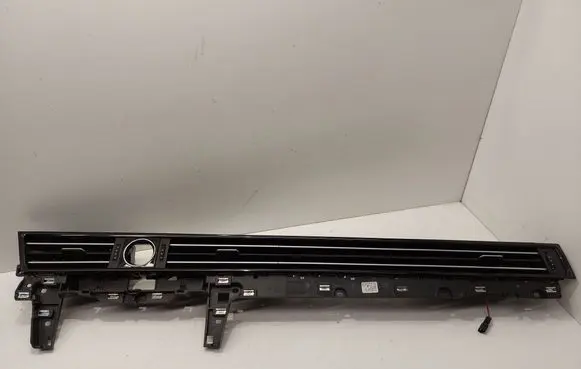 Volkswagen PASSAT B8 Dash center air vent grill 3G1858416F