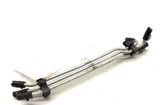 Volkswagen Polo IV 9N3 Fuel line/pipe/hose 