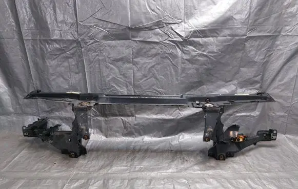 BMW X5 E53 Top upper radiator support slam panel