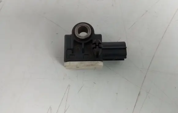Mazda 3 II Airbag deployment crash/impact sensor BBM457KC0