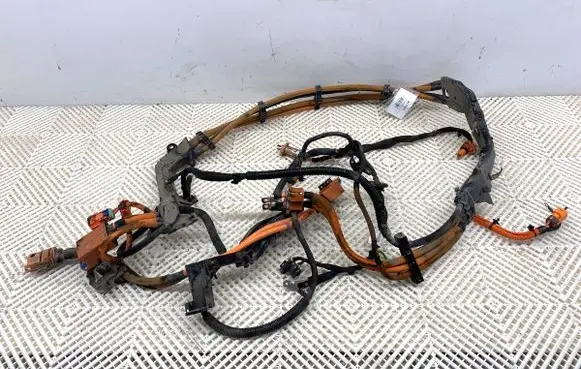Peugeot 3008 II High voltage cable 9835370280