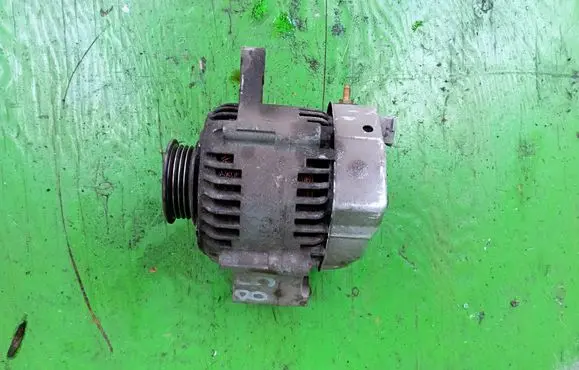 Suzuki Baleno EG Generator/alternator