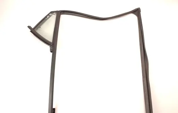 Hyundai i10 Rear door window glass 43R00097