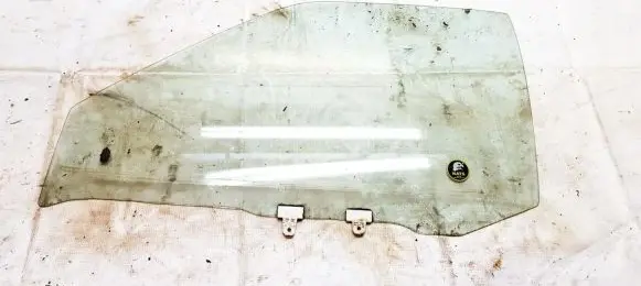 Nissan Almera N16 Front door window glass four-door