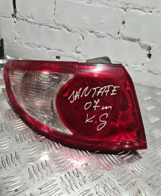 Hyundai Santa Fe Rear/tail lights