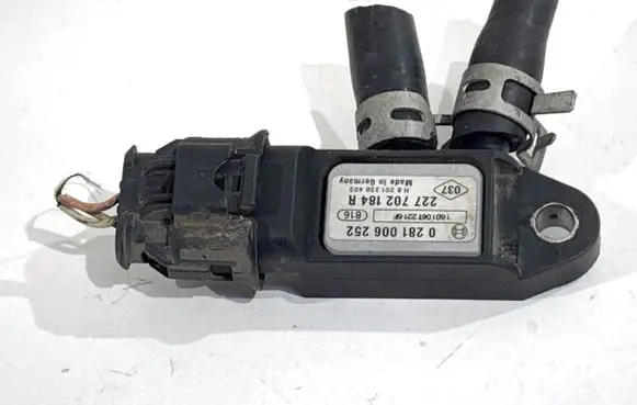 Renault Kangoo II Exhaust gas pressure sensor 0281006252