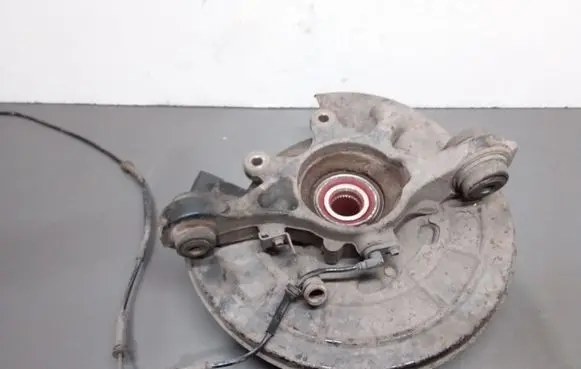 Land Rover Range Rover Sport L320 Rear wheel hub spindle/knuckle 