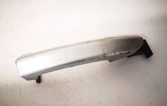 Volkswagen PASSAT B6 Front door exterior handle 3C0837210