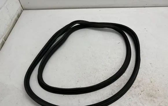 Mercedes-Benz A W176 Trunk rubber seal (body) 