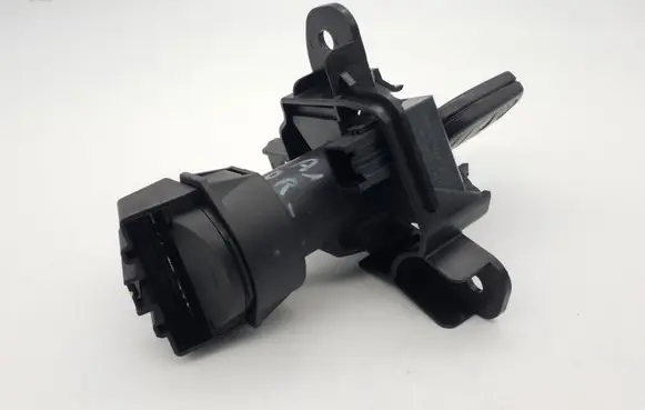 Ford Explorer Ignition lock BT4A12A145B736M B736M