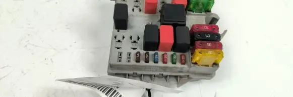 Fiat Punto (188) Relay mounting block 46763648