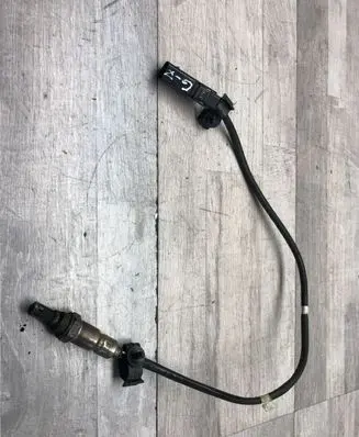Volkswagen Golf VII Lambda probe sensor UE12 6262 2212