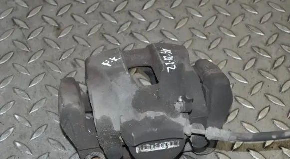 BMW X3 F25 Front brake caliper