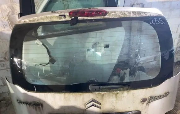 Citroen C3 Picasso Tailgate/trunk/boot lid