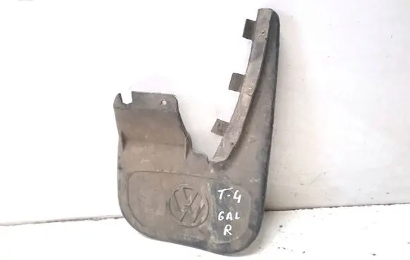 Volkswagen Transporter - Caravelle T4 Front mudguard 701075111B