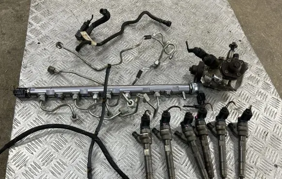 BMW X3 F25 Fuel injection system set 0445110617 0445010634 7823463