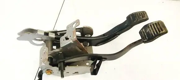 Ford Fiesta Brake pedal 