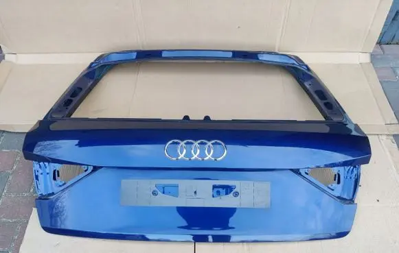 Audi A1 Tailgate/trunk/boot lid 82A827105A