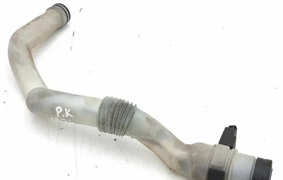 Maserati Ghibli Window washer liquid tank fill tube 670030032 B305