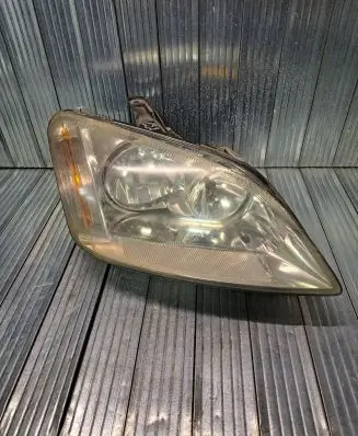 Ford Focus C-MAX Headlight/headlamp 3M5113005AH