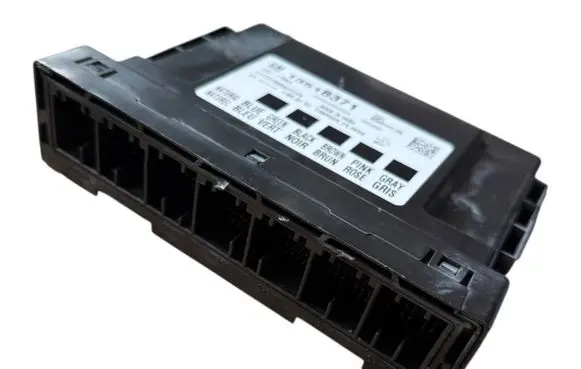 Opel Astra K Comfort/convenience module 13518371 F00HJ01757 00001FL5