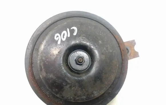 Hyundai i30 Horn signal e428r000033