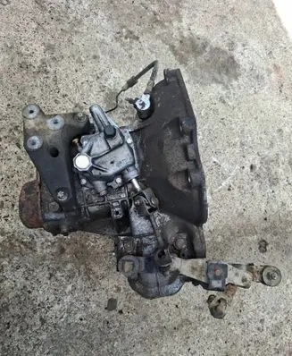 Opel Zafira A Manual 5 speed gearbox F17C419