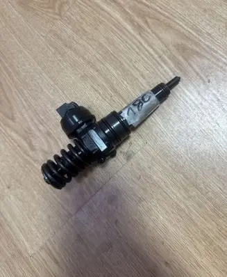 Volkswagen Sharan Fuel injector 0414720229