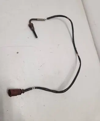 Volkswagen PASSAT B8 Exhaust gas temperature sensor 03L906088N