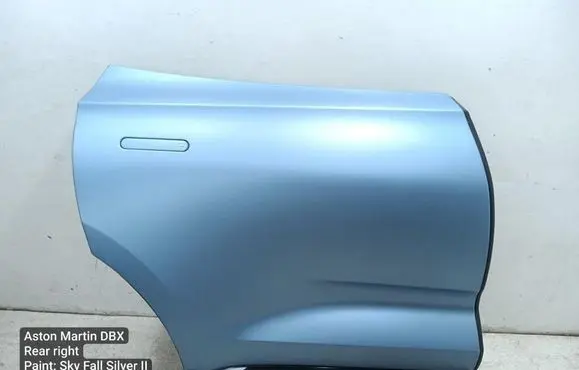 Aston Martin DBX Rear door A1679004811