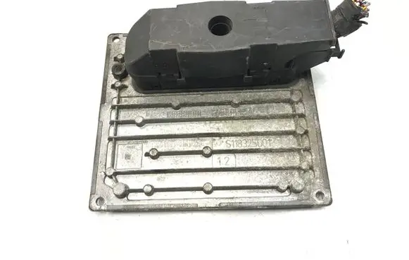 Mazda 2 Engine control unit/module 4S6112A650CA K1712