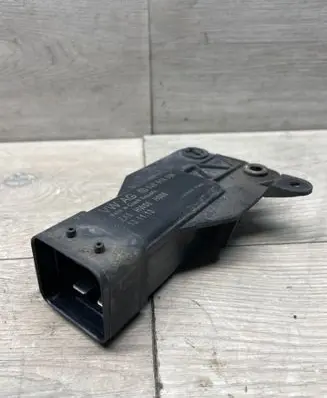 Skoda Roomster (5J) Coolant fan relay 5J0919506 H008