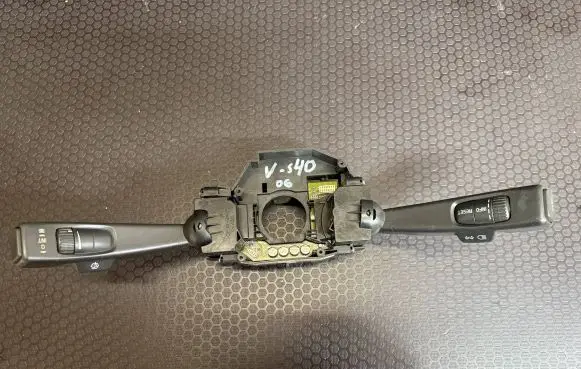 Volvo S40 Wiper turn signal indicator stalk/switch P30773155 T0375160 17D776E