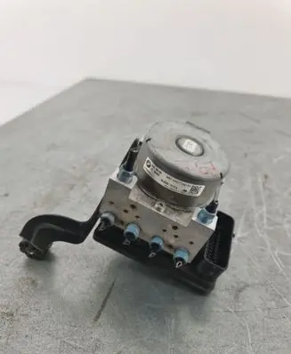BMW 4 F36 Gran coupe ABS Pump 6887741 6887740