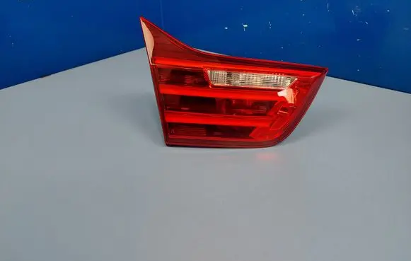 BMW M4 F82 F83 Tailgate rear/tail lights 63218059655 8059655