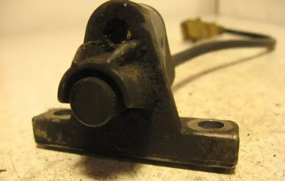 Volvo S70 V70 V70 XC Crankshaft position sensor SIEMENS10246001 20I25I SIEMENS3547695