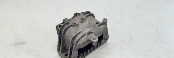 Volkswagen Golf VI Engine mounting bracket 1K0199262J