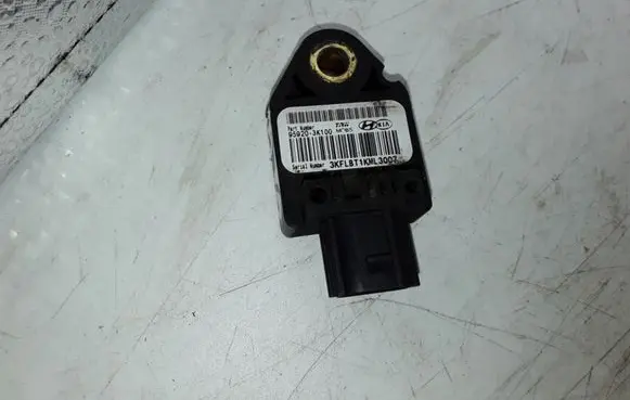 Hyundai Sonata Airbag deployment crash/impact sensor 959203K100