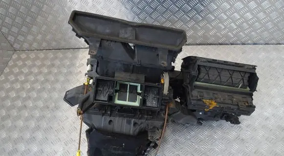 Skoda Fabia Mk4 (6VA) Interior heater climate box assembly 